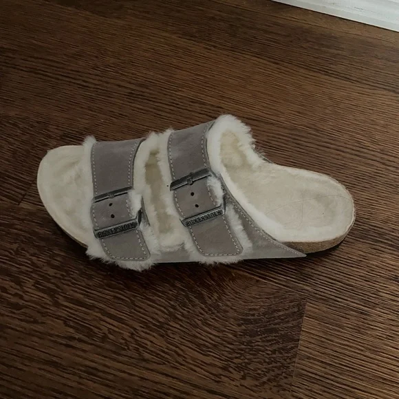 Birkenstock shearling grey Arizona sandals - Picture 4 of 4